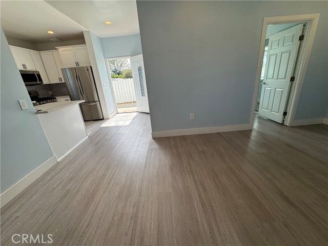 9709 Hayvenhurst, Northridge (los Angeles), CA 91343