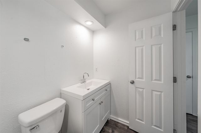 5812 Regatta Circle, Dallas, TX 75232
