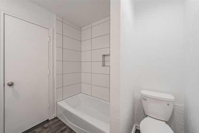 5812 Regatta Circle, Dallas, TX 75232