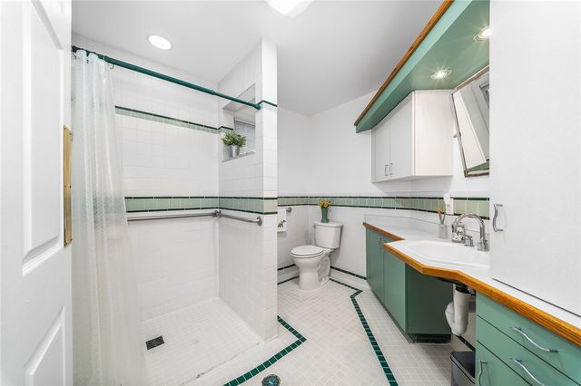 101 Buckingham Road, Fox Chapel, PA 15215