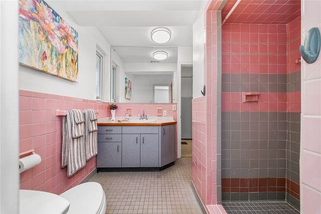 101 Buckingham Road, Fox Chapel, PA 15215