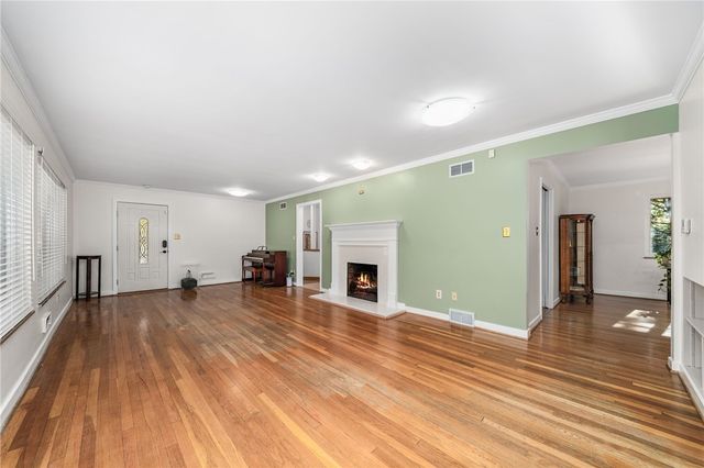 101 Buckingham Road, Fox Chapel, PA 15215