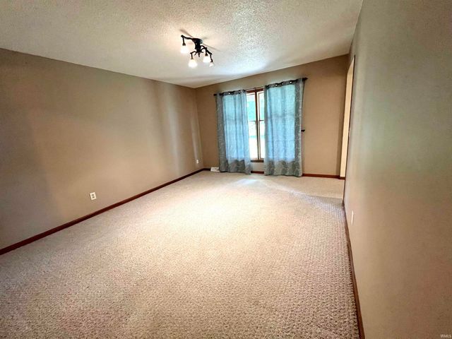 2510 W 800 S, Fort Branch, IN 47648