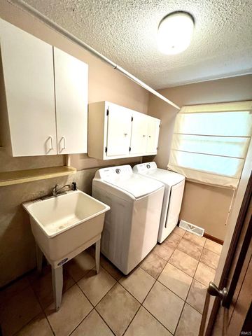 2510 W 800 S, Fort Branch, IN 47648