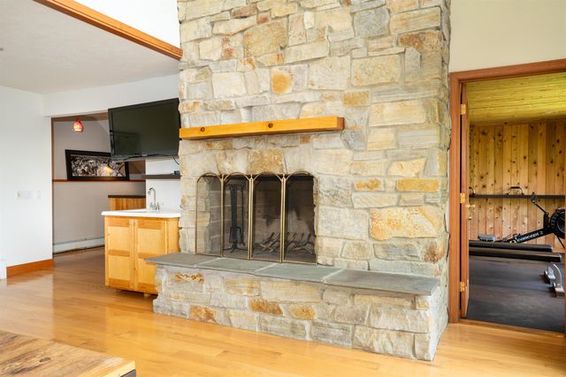 25 Benson Fuller Road, Winhall, VT 05340
