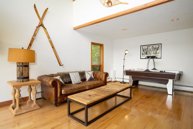 25 Benson Fuller Road, Winhall, VT 05340