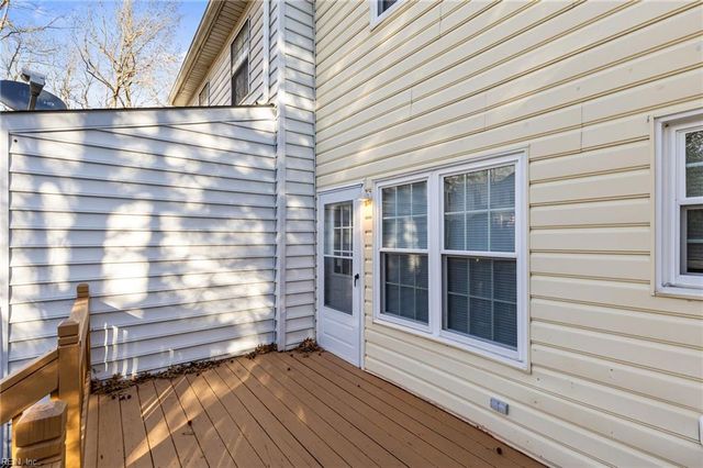 1653 Skiffes Creek CIR, Williamsburg, VA 23185