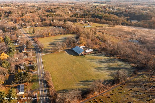 1644 U.S. Highway 9, Stuyvesant, NY 12173