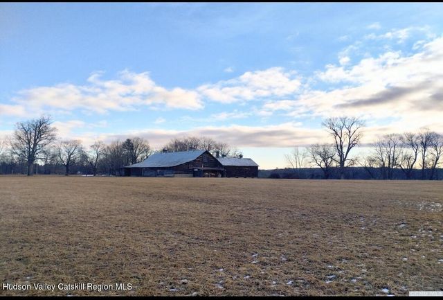 1644 U.S. Highway 9, Stuyvesant, NY 12173