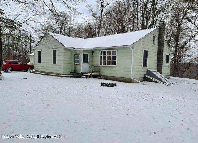 1644 U.S. Highway 9, Stuyvesant, NY 12173