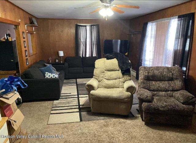 1644 U.S. Highway 9, Stuyvesant, NY 12173