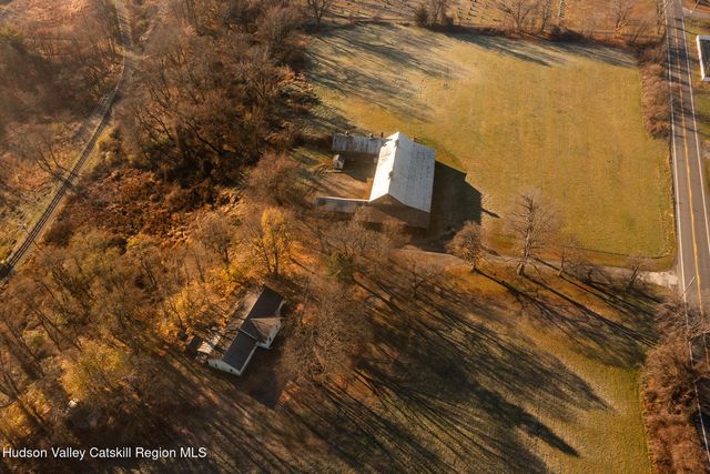 1644 U.S. Highway 9, Stuyvesant, NY 12173