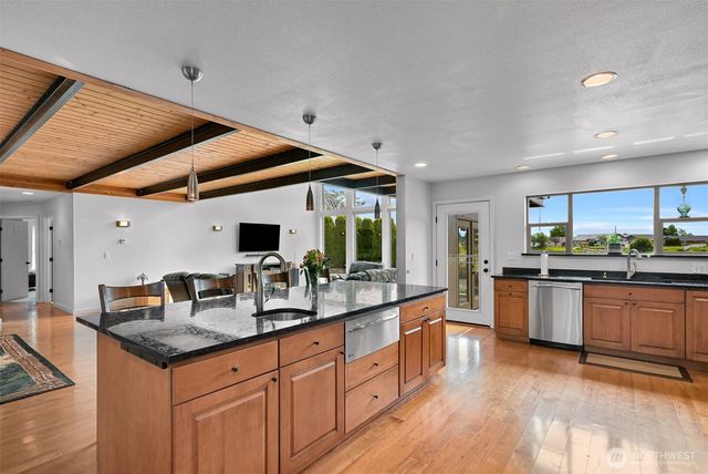 5493 Salish Road, Blaine, WA 98230