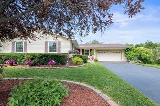 95 Jefreelind Drive, Greece, NY 14616
