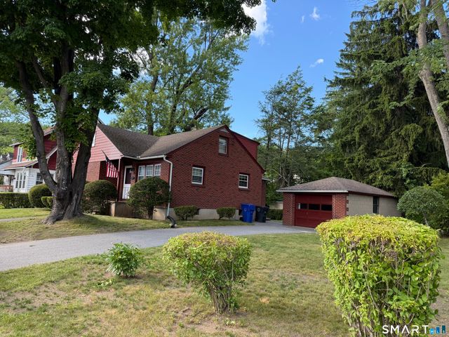 25 West Chapel Street, Torrington, CT 06790