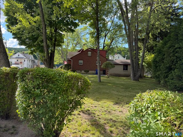 25 West Chapel Street, Torrington, CT 06790