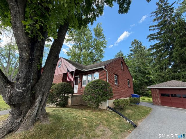 25 West Chapel Street, Torrington, CT 06790
