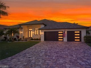 2622 SW 29th PL, Cape Coral, FL 33914