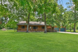 148 Crest Lane, Onalaska, TX 77360