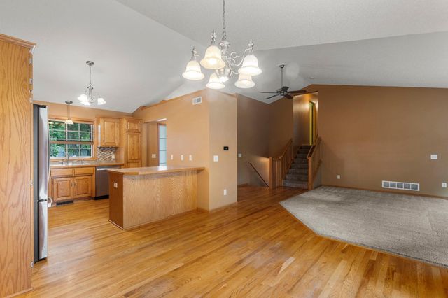 2871 237th Avenue NW, Saint Francis, MN 55070