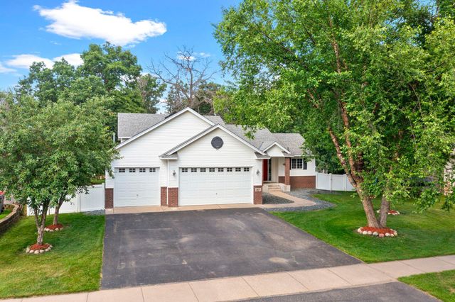 2871 237th Avenue NW, Saint Francis, MN 55070
