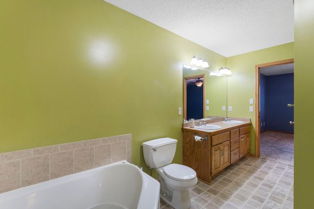 2871 237th Avenue NW, Saint Francis, MN 55070