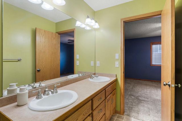 2871 237th Avenue NW, Saint Francis, MN 55070