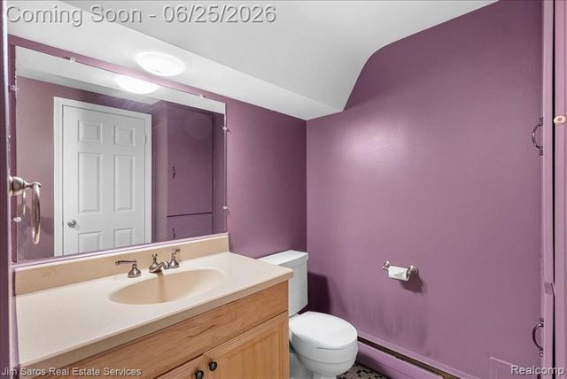 32807 Red Oaks Trail, Beverly Hills, MI 48025