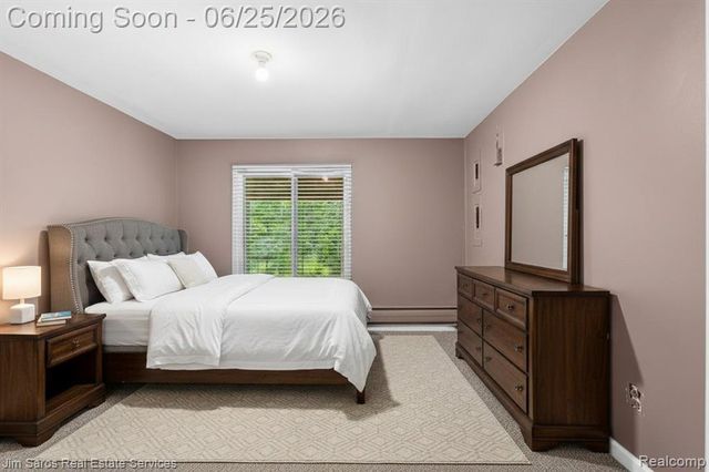 32807 Red Oaks Trail, Beverly Hills, MI 48025