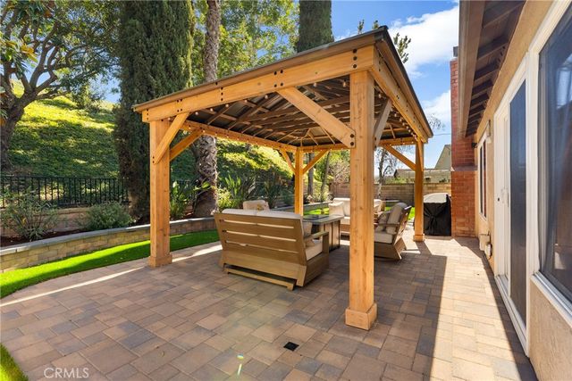 27792 Sinsonte, Mission Viejo, CA 92692