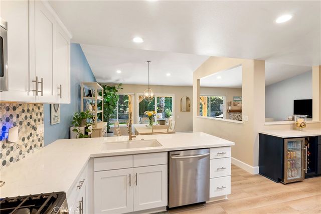 27792 Sinsonte, Mission Viejo, CA 92692