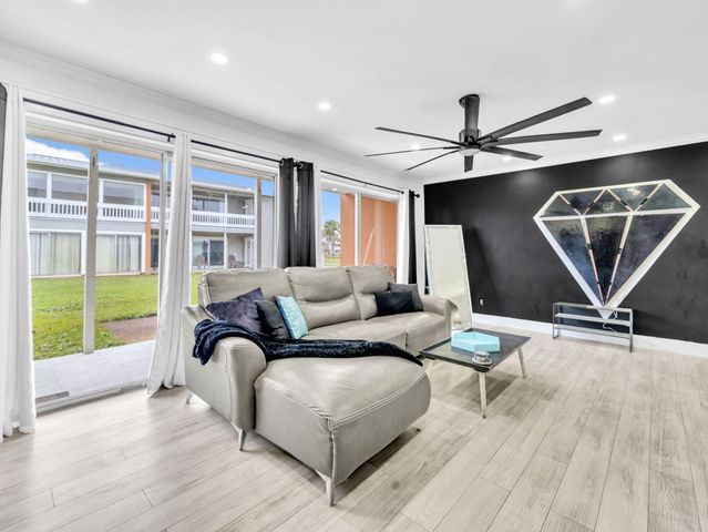 4000 Gulf Terrace Drive 142, Destin, FL 32541