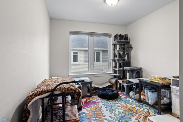 503 33rd Way E B, West Fargo, ND 58078