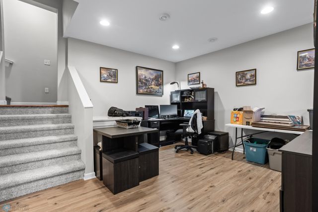 503 33rd Way E B, West Fargo, ND 58078