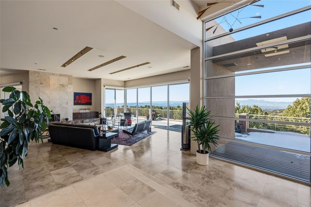 1135 S Summit Drive, Santa Fe, NM 87501