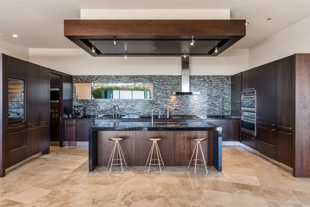 1135 S Summit Drive, Santa Fe, NM 87501