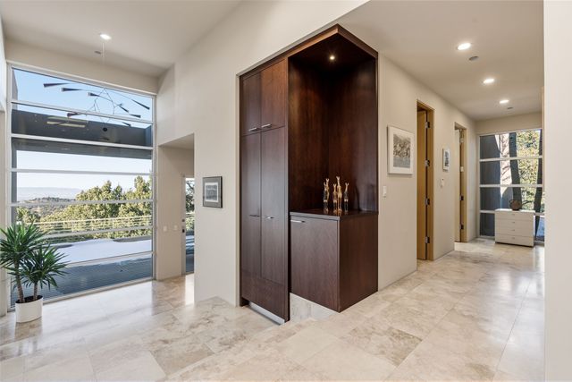 1135 S Summit Drive, Santa Fe, NM 87501