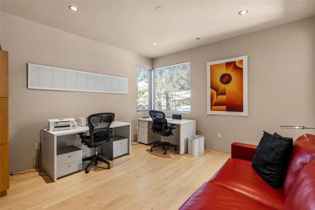 1135 S Summit Drive, Santa Fe, NM 87501