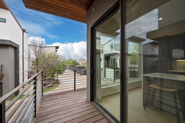 5605 Sunshine DR 10, Austin, TX 78756