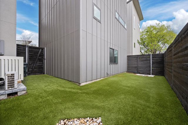 5605 Sunshine DR 10, Austin, TX 78756