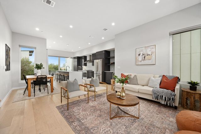 5605 Sunshine DR 10, Austin, TX 78756