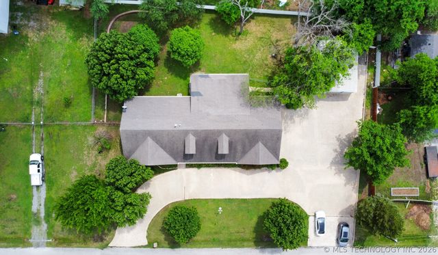 1304 SE 2nd Street, Wagoner, OK 74467