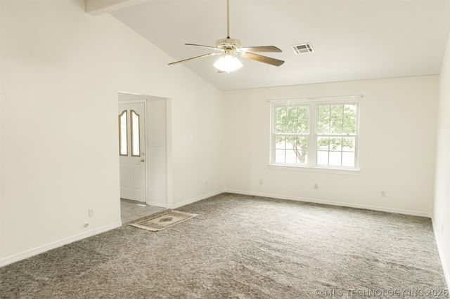 1304 SE 2nd Street, Wagoner, OK 74467