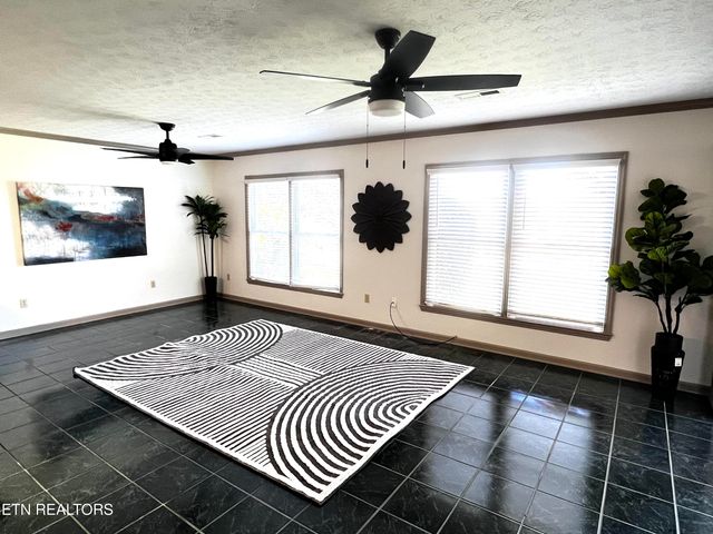 3006 Brentwood Court, Kingston, TN 37763