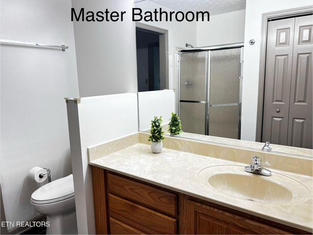 3006 Brentwood Court, Kingston, TN 37763