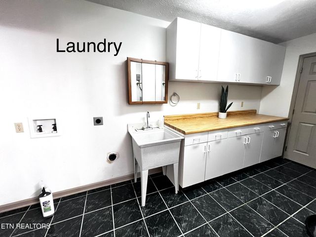 3006 Brentwood Court, Kingston, TN 37763