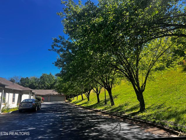 3006 Brentwood Court, Kingston, TN 37763