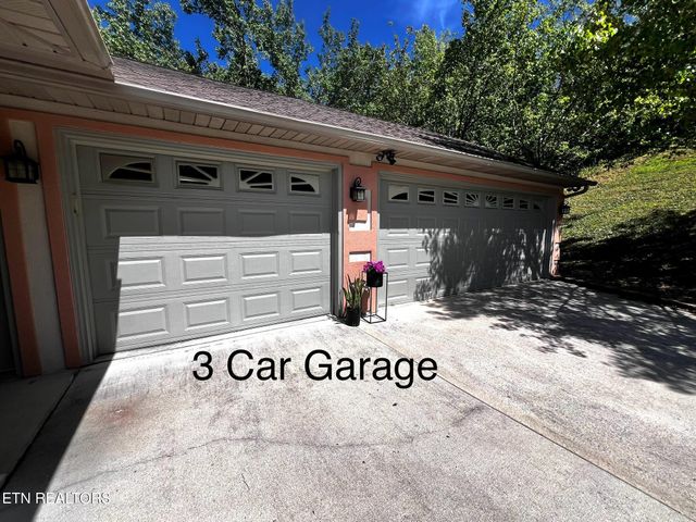 3006 Brentwood Court, Kingston, TN 37763