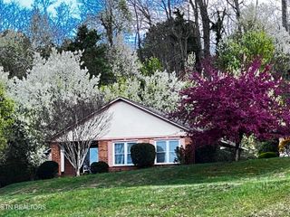 3006 Brentwood Court, Kingston, TN 37763