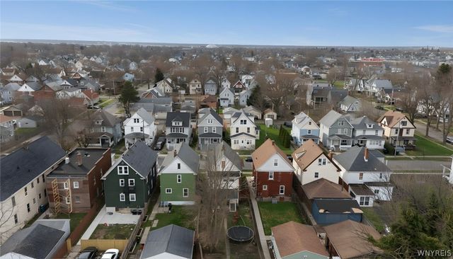 2022 La Salle Avenue, Niagara Falls, NY 14301